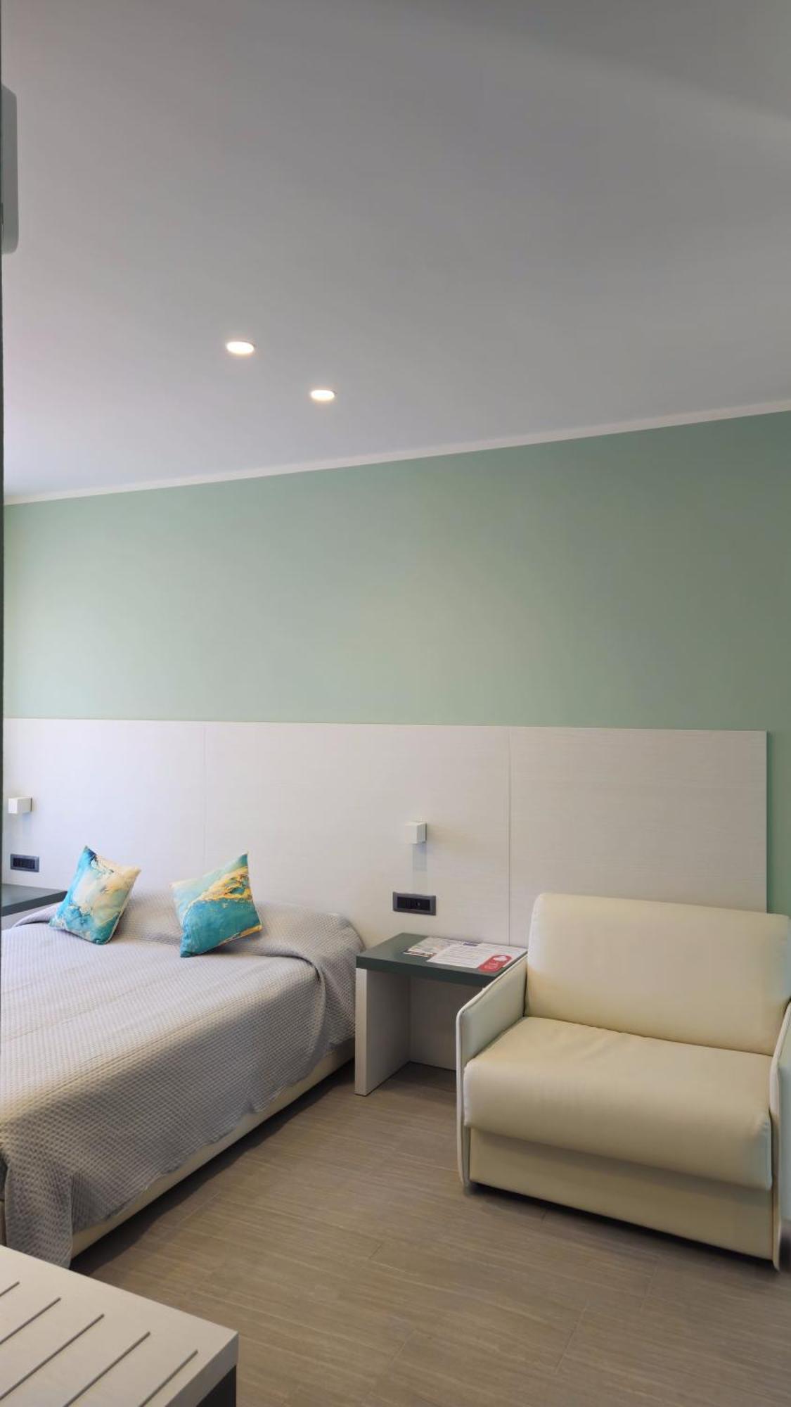 Real Rooms Dalia Специя Экстерьер фото