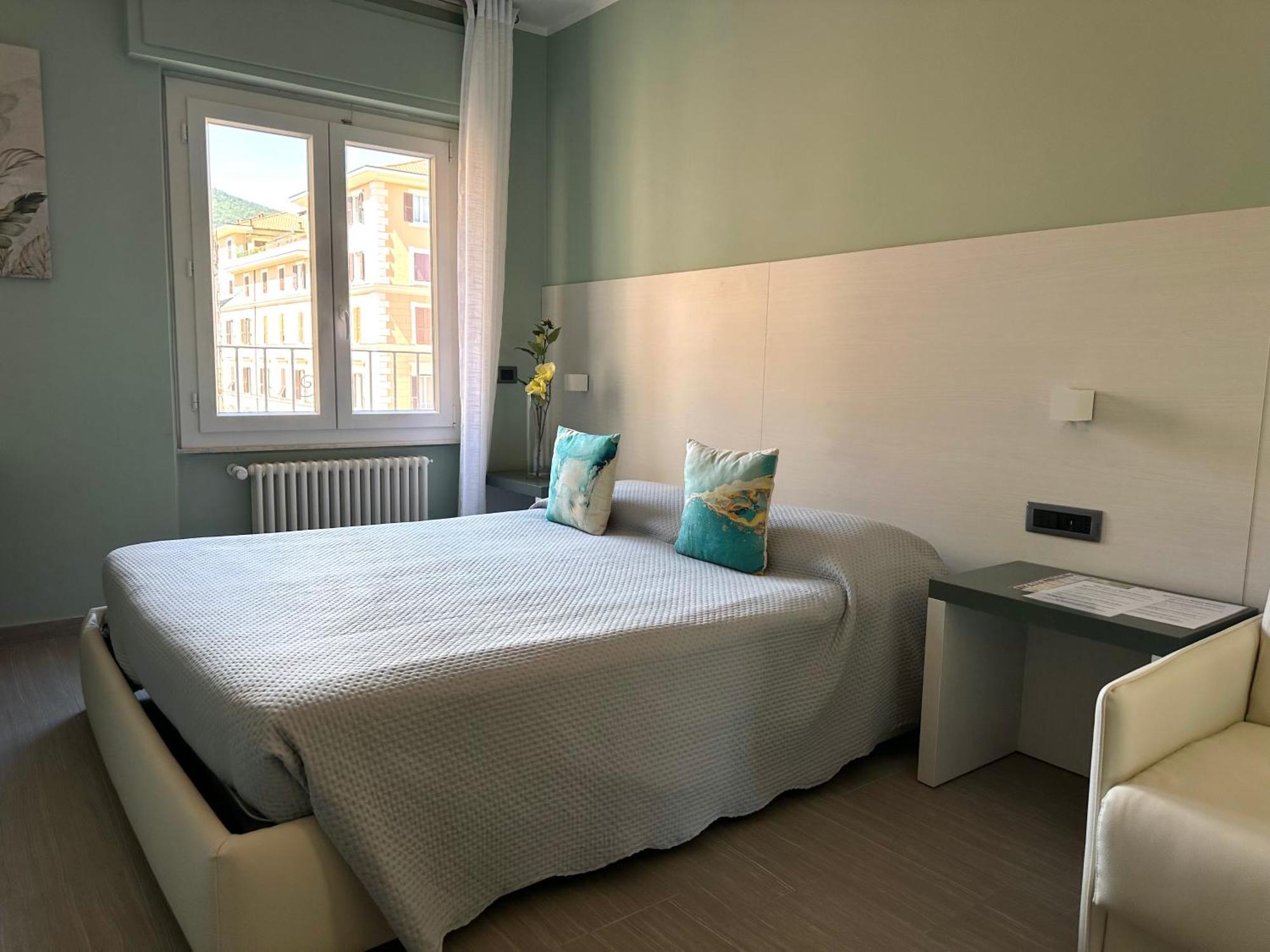 Real Rooms Dalia Специя Экстерьер фото