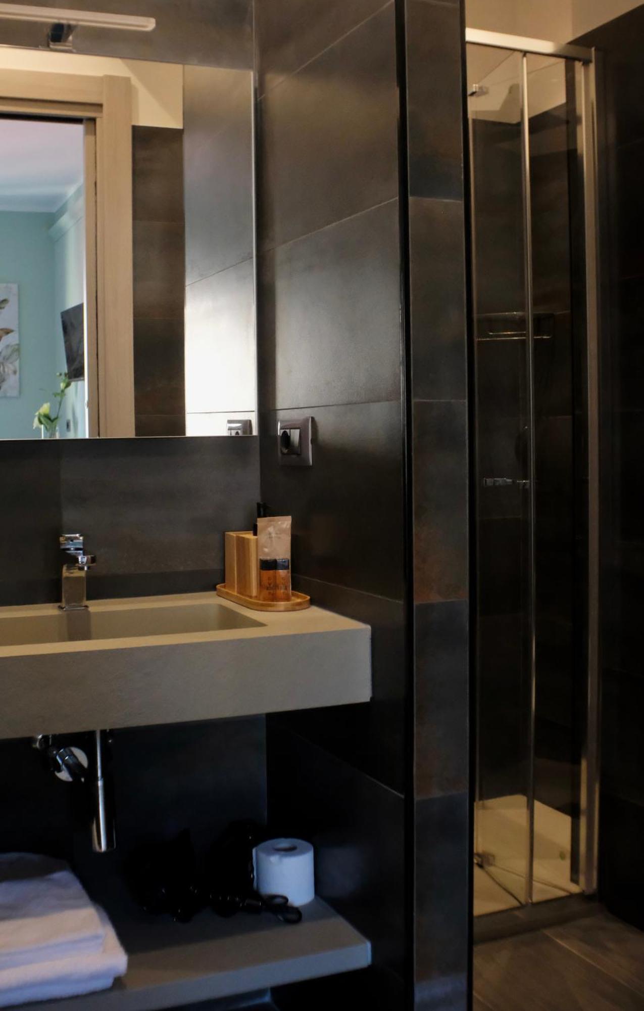 Real Rooms Dalia Специя Экстерьер фото