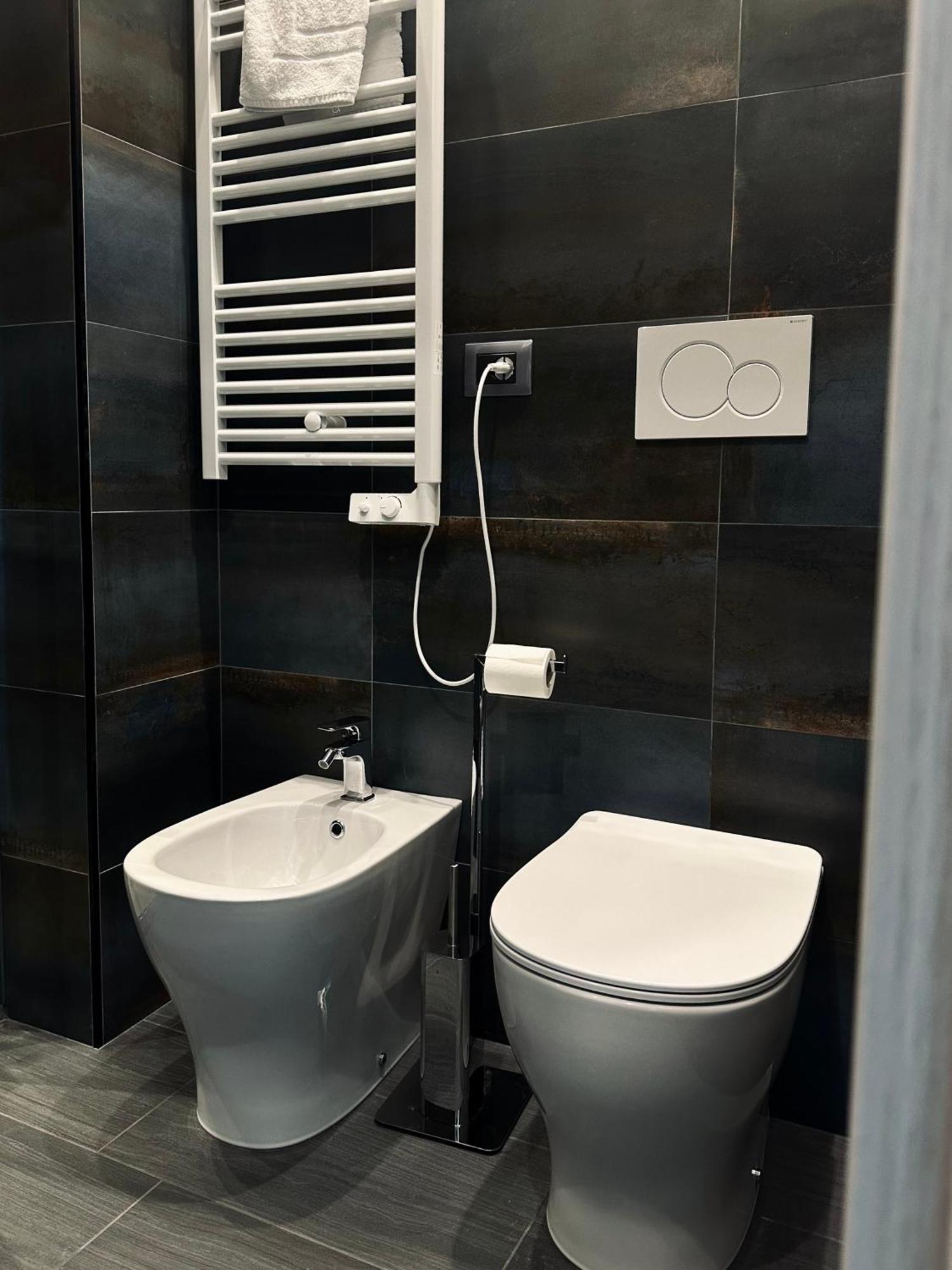 Real Rooms Dalia Специя Экстерьер фото