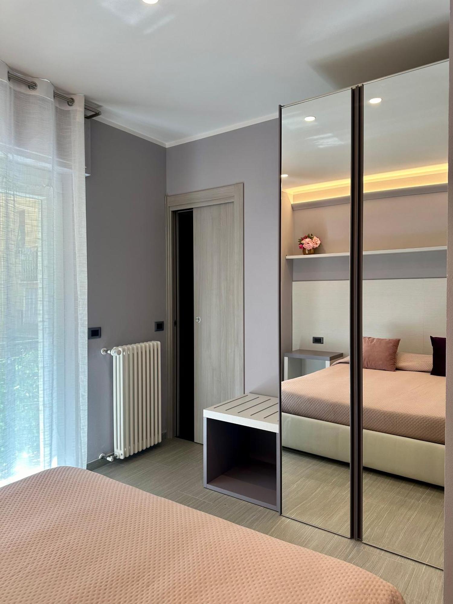 Real Rooms Dalia Специя Экстерьер фото